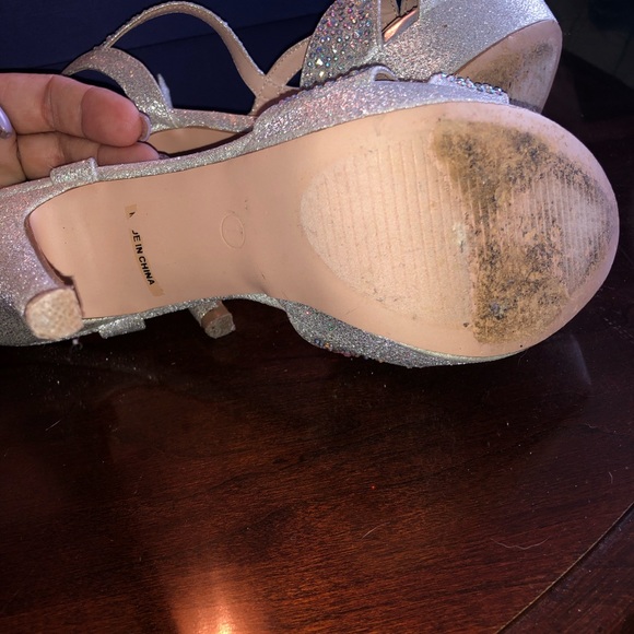 Prom shoes - Picture 4 of 5